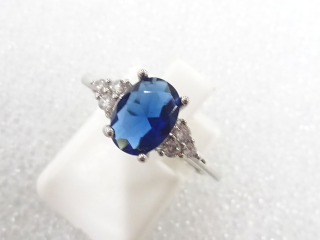 JAPANESE KIMONO / ANTIQUE COLORED STONE RING (SIZE 13)